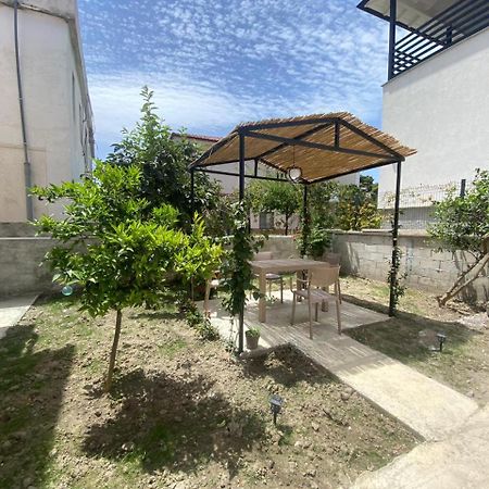 Vila Luani Vlore Luaran gambar