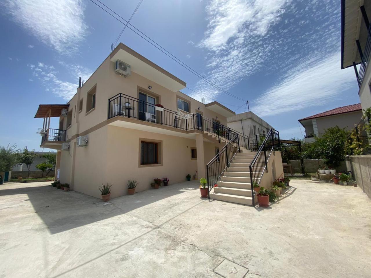 Vila Luani Vlore Luaran gambar